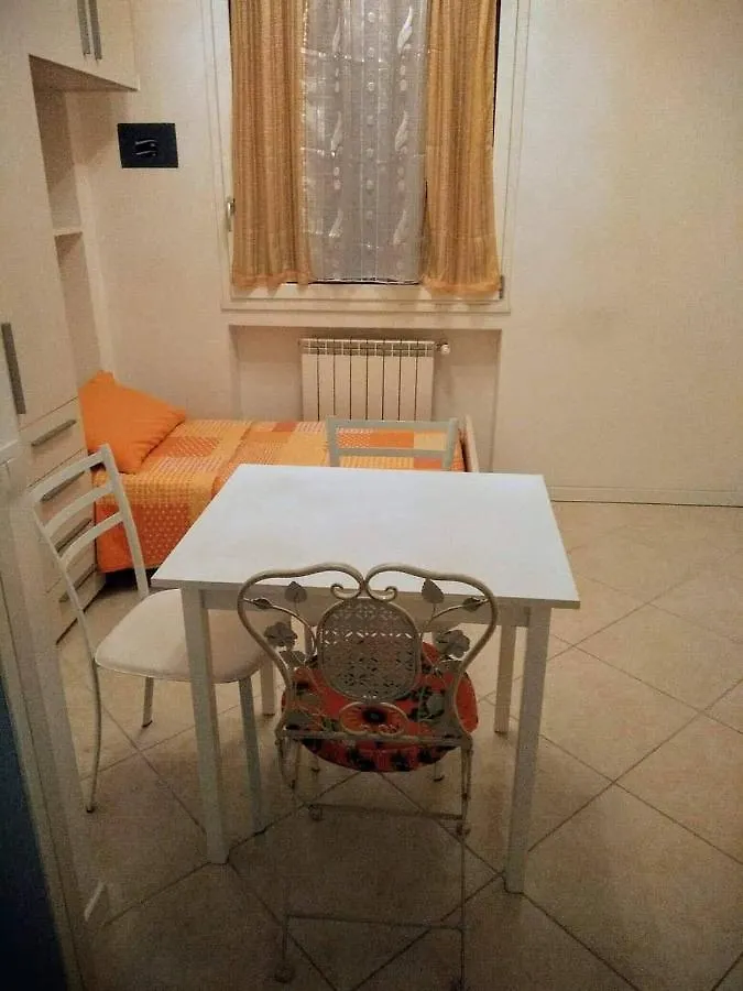 Maison Jolie Rho Vendégház